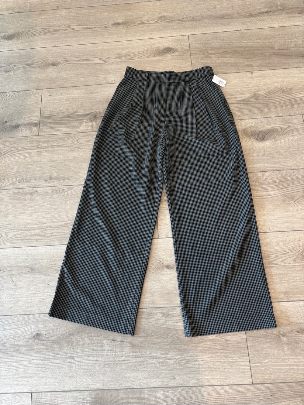 NEW | Gap | 365 High Rise Brushed Twill Pleated Trousers | Black/Gray Gingham - Picture 3 of 8